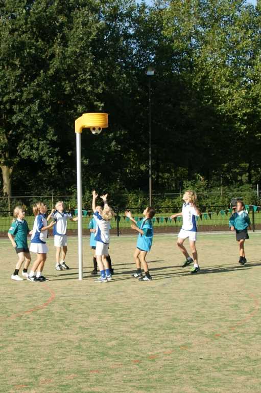 Korfbal E1  25 september-23.JPG
